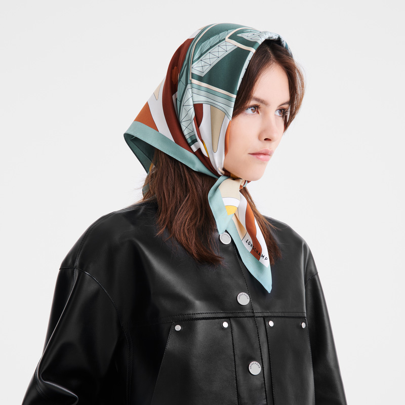 Longchamp |Equestrian Tower Seidenschal, 70 cm, Eisenkraut – SONSTIGES |Eisenkraut